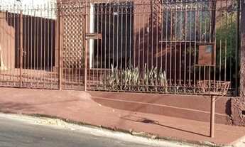 Imagem: Setor Sul Rua 92. Casa com terreno de 495m²