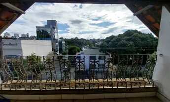 Imagem 2: Casa com 5 dormitórios à venda em Belo Horizonte