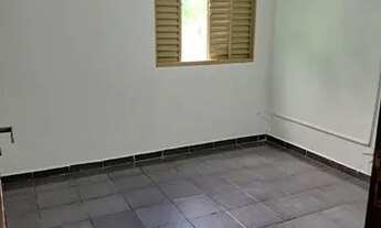 Imagem 5: Apto com 1 suite, 2 qtos, 1 wc social, area de serviço, sala e cozinha no caçari