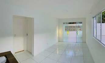 Imagem 2: Alugo casa no coração de Aldeia