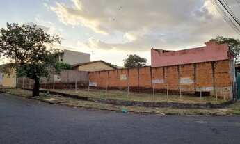 Imagem: Terreno portal do alto