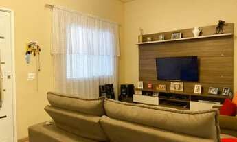 Imagem 4: Casa para venda com 189 metros quadrados com 3 quartos