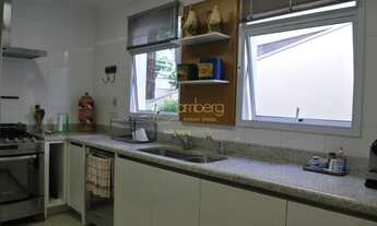 Imagem 3: Belíssima casa em condomínio na Chácara Monte Alegre. Alto padrão e estilo clássico