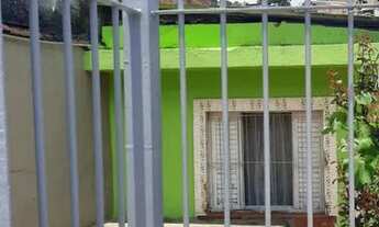 Imagem: Terreno com 2 casas com 2 dormitorios banheiros