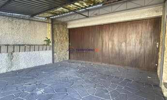 Imagem 5: Sobrado Com 4 dormitórios, 1 suíte e 228M² no Bairro Petrópolis -Porto Alegre