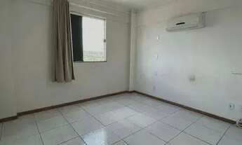 Imagem 4: Apartamento com varanda no bairro Banco Raso