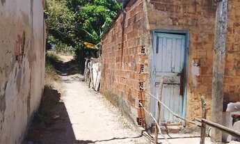 Imagem: Terreno com uma casa 7 de largura e 40 de