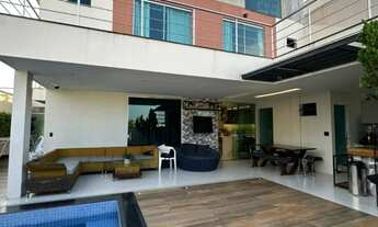 Imagem 4: Casa Triplex - Condomínio Quinta das Laranjeiras - Bairro Laranjeiras