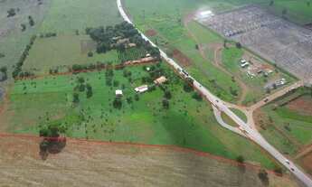 Imagem 4: Imóvel para venda possui 57599 metros quadrados com 3 quartos