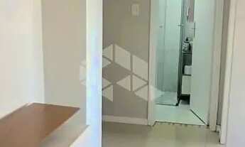 Imagem 7: Apartamento de 01 dormitório, andar alto e semi mobiliado