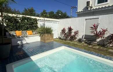 Imagem: Carnaval em Búzios Flats próximo a Praia