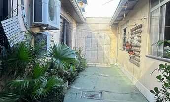 Imagem 4: RESOLVE CONSULTORIA IMOBILIÁRIA VENDE !!! CASA NO CONJUNTO MEDICI