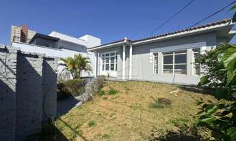 Imagem 2: Casa à Venda no Centro Residencial e Comercial