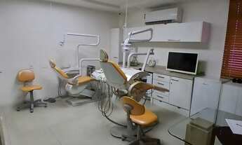 Imagem: Consultorio odontologico em clinica conceituada