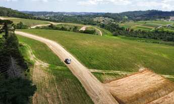 Imagem 2: COTIA: LOTE 500M² EM ÁREA NATURAL E CHEIA DE TRANQUILIDADE