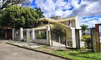 Imagem 2: Casa sobrado com 300m² na Vila Nova de 3 dormitórios e 4 vagas