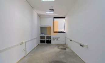 Imagem 5: Sala comercial a poucos minutos da Avenida Paulista, com 46 m2, recepção, 2 banheiros e 2