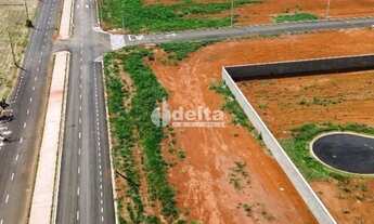Imagem 3: Terreno disponível para venda 325 m² no bairro Novo Mundo em Uberlândia-MG