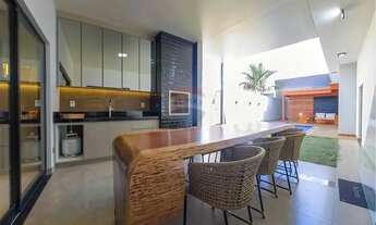 Imagem: Casa de alto padrão à venda no Residencial