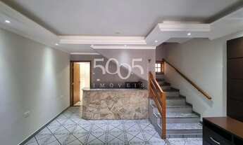 Imagem 2: Sobrado para locação no bairro Jardim Aeroporto, com 200 m² de construção e 3 quartos