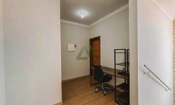 Imagem 7: Sobrado para aluguel possui 180 metros quadrados com 3 quartos