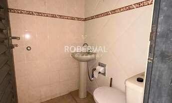 Imagem 7: Residencia no Terra Branca com Piscina e churrasqueira