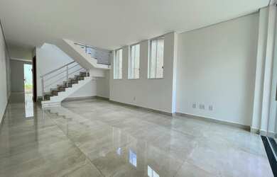 Imagem 4: Linda casa geminada 03 quartos c/ suíte 04 vagas