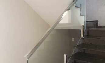 Imagem 3: SOBRADO LINDO E NOVO 201m² em SBC no Jardim Valdibia