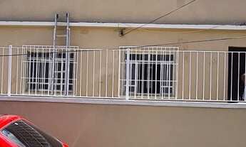 Imagem: Casa próximo ao centro e faculdade de Medicina