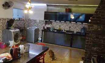 Imagem 7: Condomínio Cidade Jardim 1, casa com 4/4 sendo 3 suítes, 2 vagas de garagem