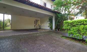 Imagem 7: Casa ampla e bem localizada. Confira!