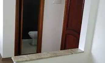 Imagem 5: O Apartamento com 47m², com sala, dormitório, sala de jantar, cozinha, área de serviço e g