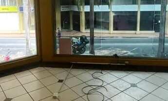 Imagem 2: Sala Comercial na Djalma Batista para ALUGUEL!!