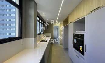 Imagem 7: Apartamento reformado no Itaim Bibi com 200m², 03 amplas suítes, living 03 ambientes + 03