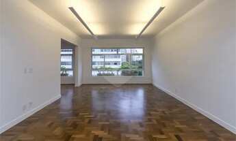 Imagem: Apartamento charmoso em prédio antigo no