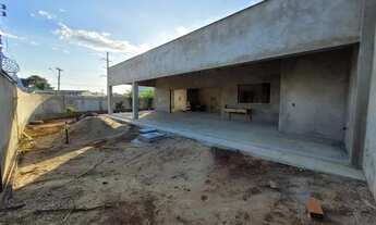 Imagem 2: Casa para venda tem 198 metros quadrados com 2 quartos