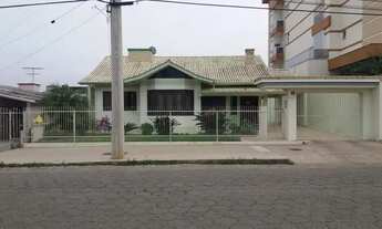 Imagem 2: Casa para venda com 250 metros quadrados com 3 quartos em Urussanguinha - Araranguá - SC