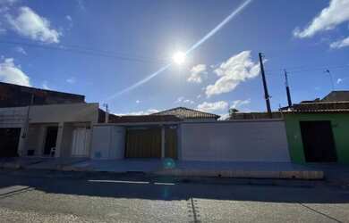 Imagem 2: Ótima Casa Plana a venda no Conjunto Esperança