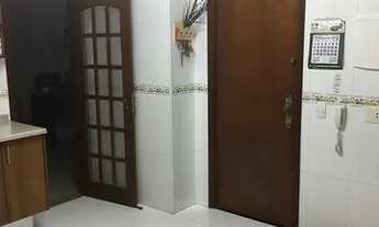 Imagem 6: Cód.: 8404 - Apartamento com condomínio , 2 dormitórios e 01 vaga de garagem no Bairro Emb