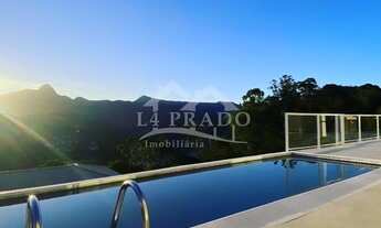 Imagem 2: Casa linear para venda em Nogueira/Itaipava, Petrópolis/RJ, com 3 suítes