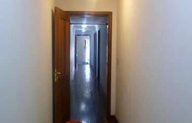 Imagem 4: Casa para Venda - 400m², 6 dormitórios, sendo 2 suites, 5 vagas - Santo Antonio