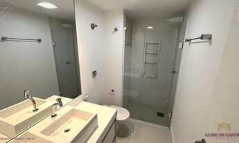 Imagem 4: Amplo apartamento reformado, composto de Sala de estar para 03 ambientes