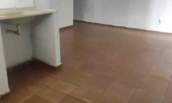 Imagem 3: Sobrado composto por 3 apartamentos e 2 lojas comercias - Ceilândia Norte