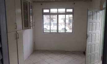 Imagem: Alugo apt Jardim Atlântico $1.000 Fone