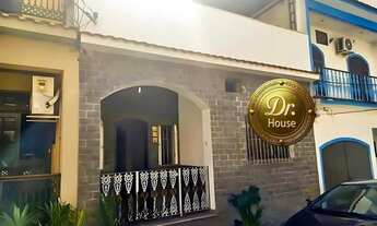 Imagem: Casa 3 quartos com terraço amplo em condomínio