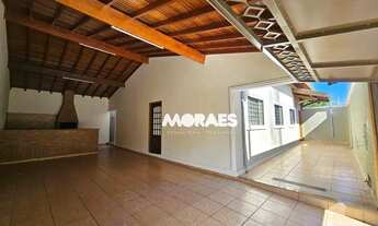 Imagem 6: Casa térrea com 2 quartos, 1 suíte, 2 vagas, para alugar, 375 m² por R$ 2.890/mês - Vila I