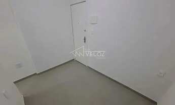 Imagem 3: Kitnet/Conjugado - / Residencial / Glória