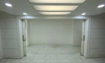 Imagem 5: Espaço de escritório premium no coração financeiro de São Paulo, com 4 vagas de garagem, d