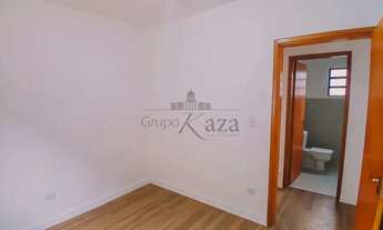 Imagem 7: Oportunidade - Casa Térrea - Cidade Morumbi - 3 Dormitórios - 300m²