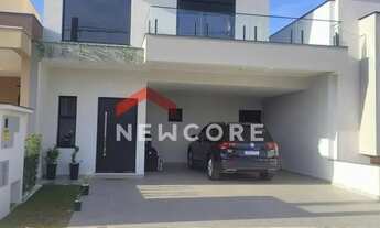 Imagem: Casa de condomínio em Avenida Doutor José